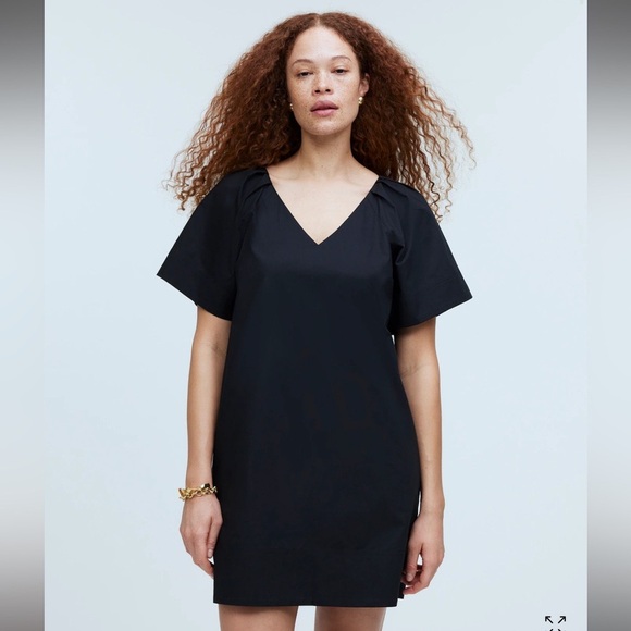 Madewell Dresses & Skirts - NWT - Madewell - Black V-Neck Mini Shirtdress - Size Small
